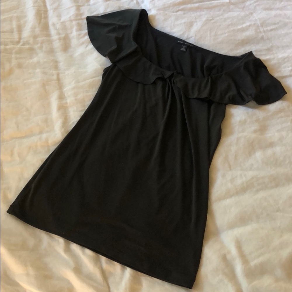 Banana Republic ruffle collar top